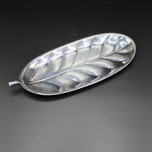 Vintage Silverplate Leaf Tray International Silver, Serving, Vanity, Jewelry